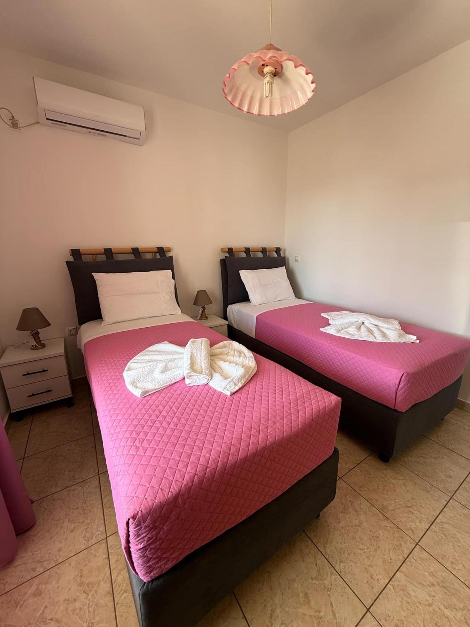 Dea House Apartment ฟินิกัส ภายนอก รูปภาพ
